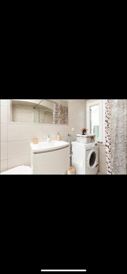 Apartment Vijoleta In City Centre Split Buitenkant foto